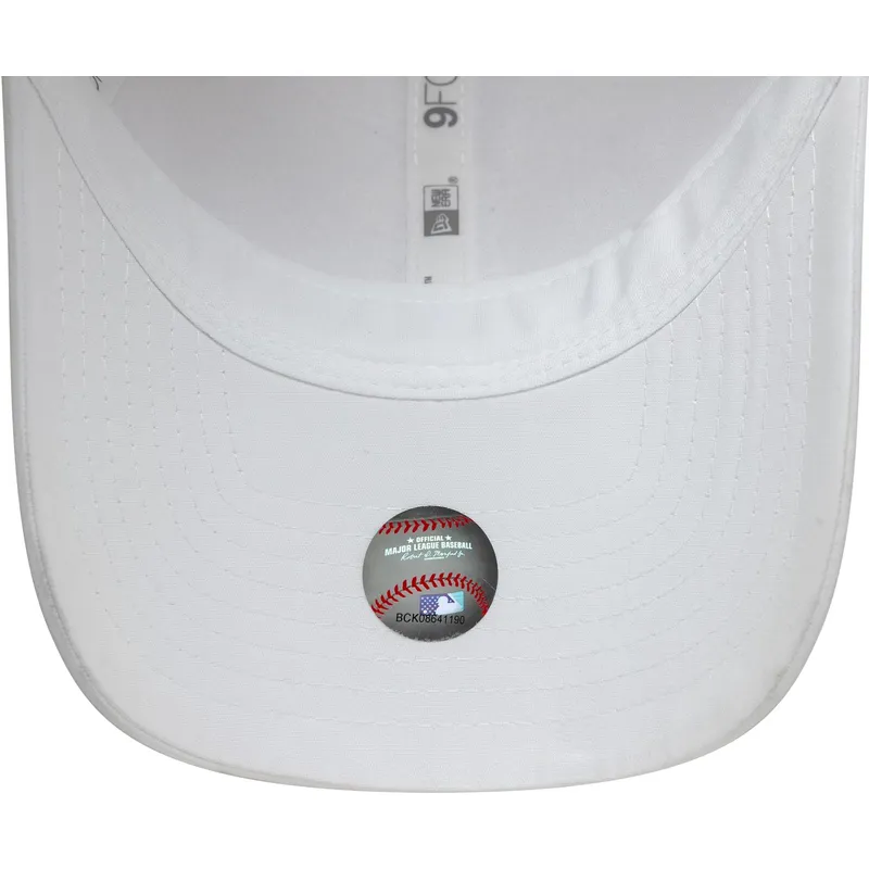 cap-kaareva-white-adjustable-strap-9forty-flawless-new-york-yankees-mlb-new-era