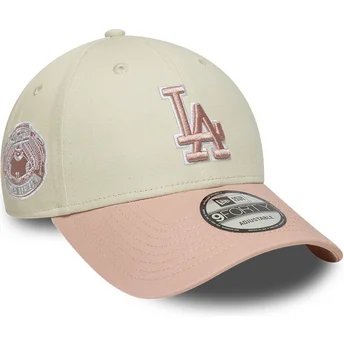 Cap kaareva beige adjustable strap rosa rosa 9FORTY World Series Patch Los Angeles Dodgers MLB New Era