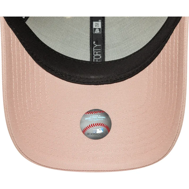 cap-kaareva-beige-adjustable-strap-rosa-rosa-9forty-world-series-patch-los-angeles-dodgers-mlb-new-era cap-kaareva-beige-adjustable-strap-rosa-rosa-9forty-world-series-patch-los-angeles-dodgers-mlb-new-era