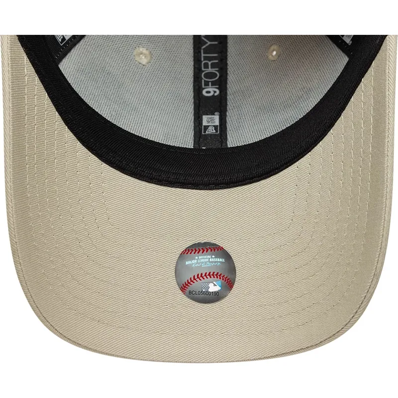 lippikset-kaareva-beige-saadettava-nauha-9forty-city-icon-los-angeles-dodgers-mlb-new-era
