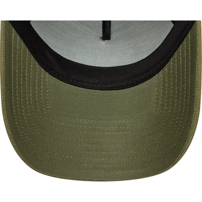 lippikset-kaareva-vihrea-snapback-e-frame-patch-linen-new-era