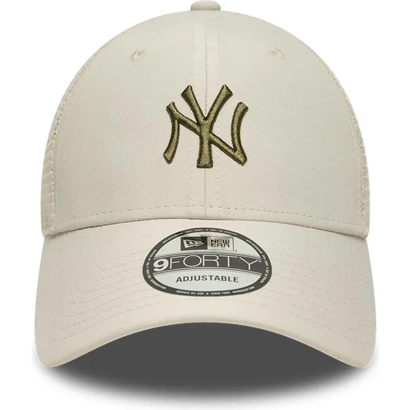 lippikset-kaareva-rekka-beige-saadettava-nauha-9forty-homefield-midi-new-york-yankees-mlb-new-era lippikset-kaareva-rekka-beige-saadettava-nauha-9forty-homefield-midi-new-york-yankees-mlb-new-era