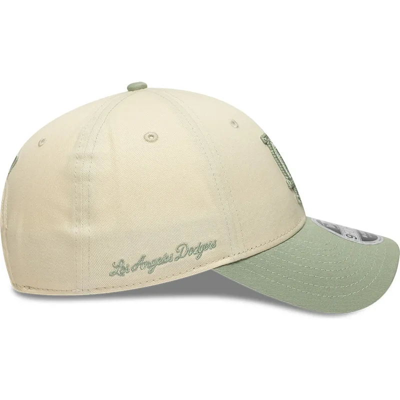 lippikset-kaareva-beige-snapback-9forty-m-crown-side-script-los-angeles-dodgers-mlb-new-era lippikset-kaareva-beige-snapback-9forty-m-crown-side-script-los-angeles-dodgers-mlb-new-era