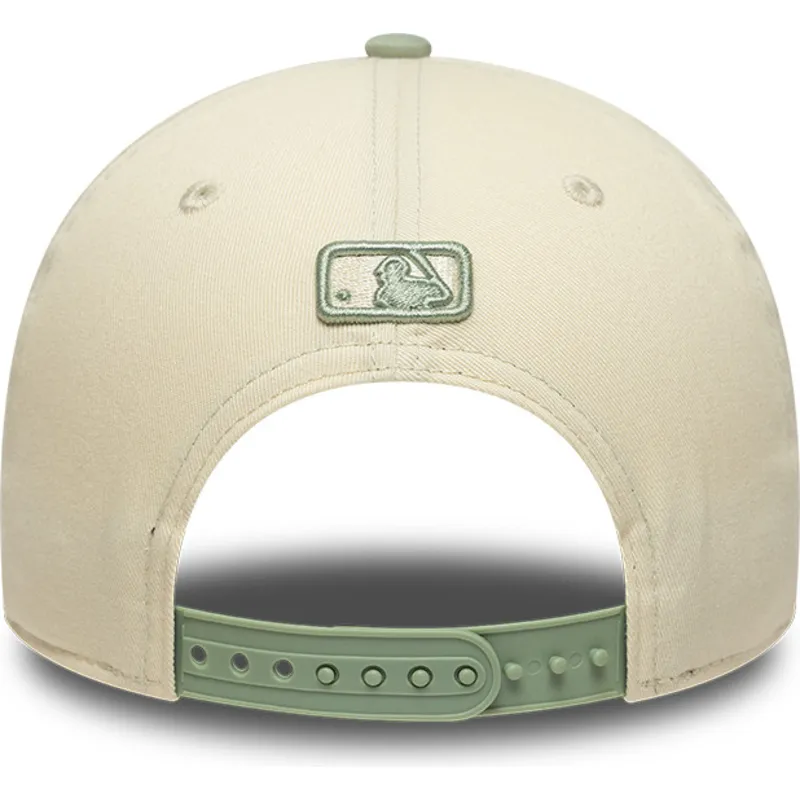 lippikset-kaareva-beige-snapback-9forty-m-crown-side-script-los-angeles-dodgers-mlb-new-era lippikset-kaareva-beige-snapback-9forty-m-crown-side-script-los-angeles-dodgers-mlb-new-era
