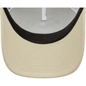 lippikset-kaareva-rekka-beige-snapback-9forty-m-crown-a-frame-multi-patch-new-era