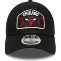 lippikset-kaareva-rekka-musta-snapback-9forty-m-crown-a-frame-chicago-bulls-nba-new-era
