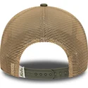 lippikset-kaareva-rekka-beige-snapback-9forty-m-crown-a-frame-new-era