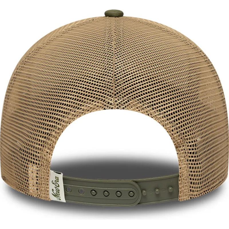 lippikset-kaareva-rekka-beige-snapback-9forty-m-crown-a-frame-new-era