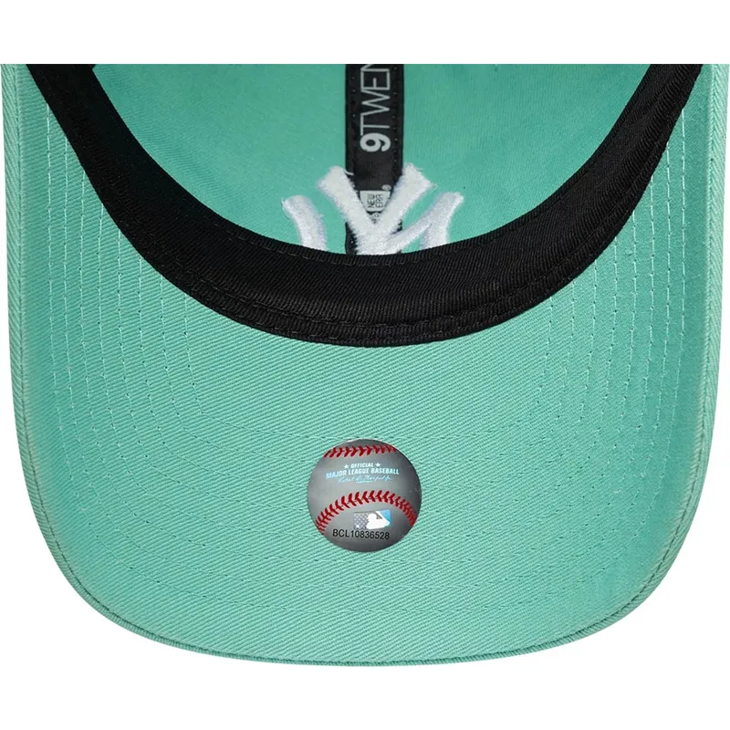 cap-kaareva-green-adjustable-strap-claro-9twenty-league-essential-new-york-yankees-mlb-new-era cap-kaareva-green-adjustable-strap-claro-9twenty-league-essential-new-york-yankees-mlb-new-era