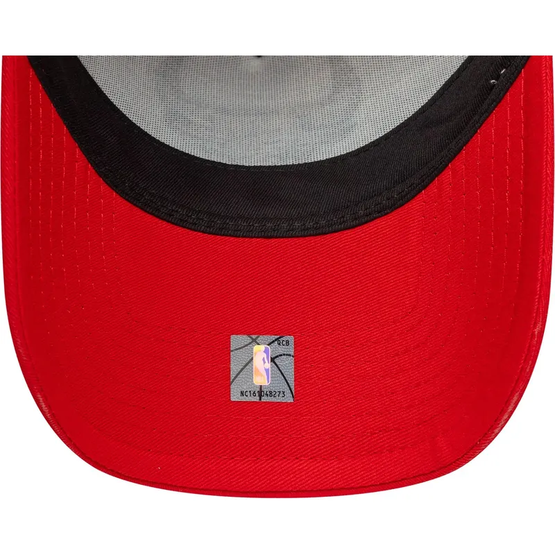 lippikset-kaareva-rekka-punainen-snapback-a-frame-side-patch-chicago-bulls-nba-new-era