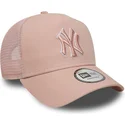lippikset-kaareva-rekka-vaaleanpunainen-snapback-a-frame-outline-new-york-yankees-mlb-new-era