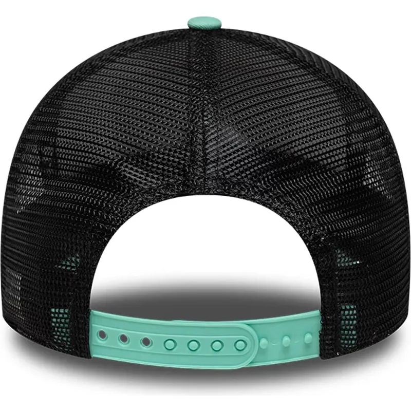 lippikset-kaareva-rekka-monivarinen-snapback-a-frame-location-patch-portofino-new-era