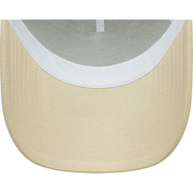 lippikset-kaareva-rekka-beige-snapback-a-frame-denim-leather-patch-new-era