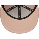 lippikset-littea-vaaleanpunainen-istuva-59fifty-league-essential-new-york-yankees-mlb-new-era