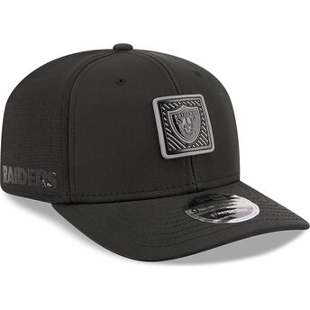 Lippikset kaareva musta snapback 9SEVENTY Stretch Snap Training Pack 2026 Las Vegas Raiders NFL New Era