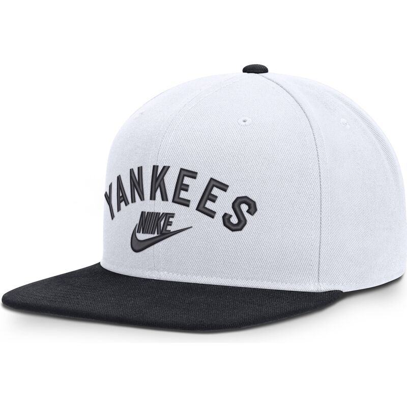 lippikset-littea-valkoinen-snapback-cooperstown-dri-fit-pro-structured-square-bill-new-york-yankees-mlb-nike