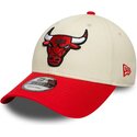 lippikset-kaareva-beige-saadettava-nauha-9forty-colour-block-chicago-bulls-nba-new-era