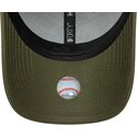 lippikset-kaareva-vihrea-saadettava-nauha-9forty-outline-camo-new-york-yankees-mlb-new-era