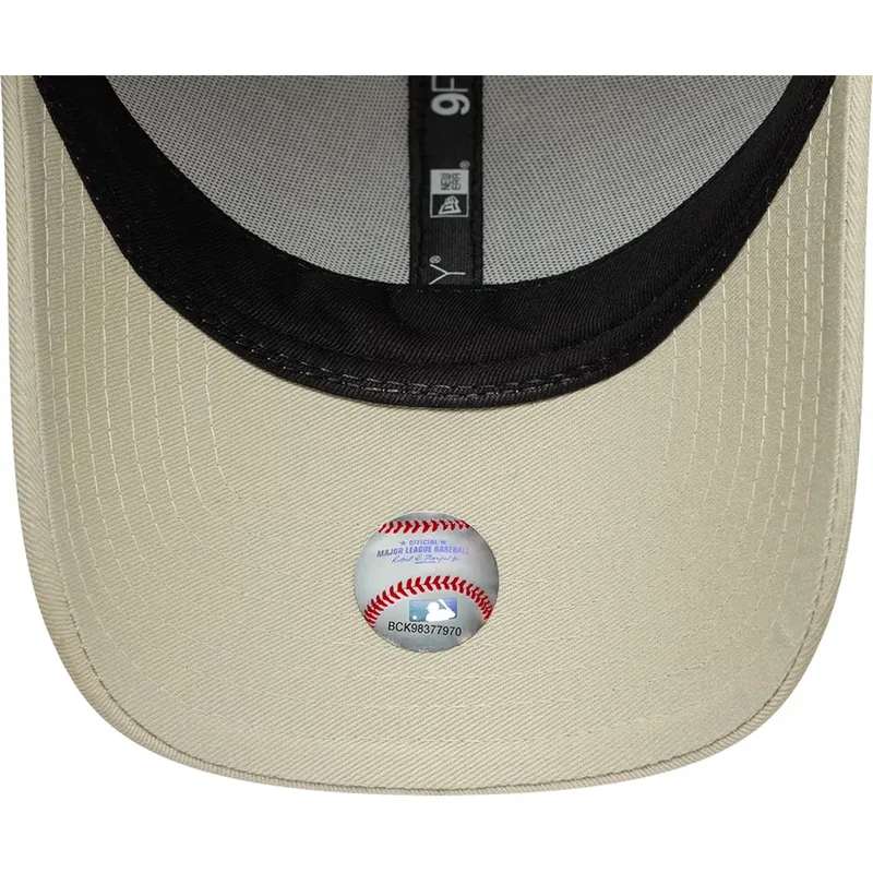 lippikset-kaareva-beige-saadettava-nauha-9forty-faux-pony-infill-los-angeles-dodgers-mlb-new-era