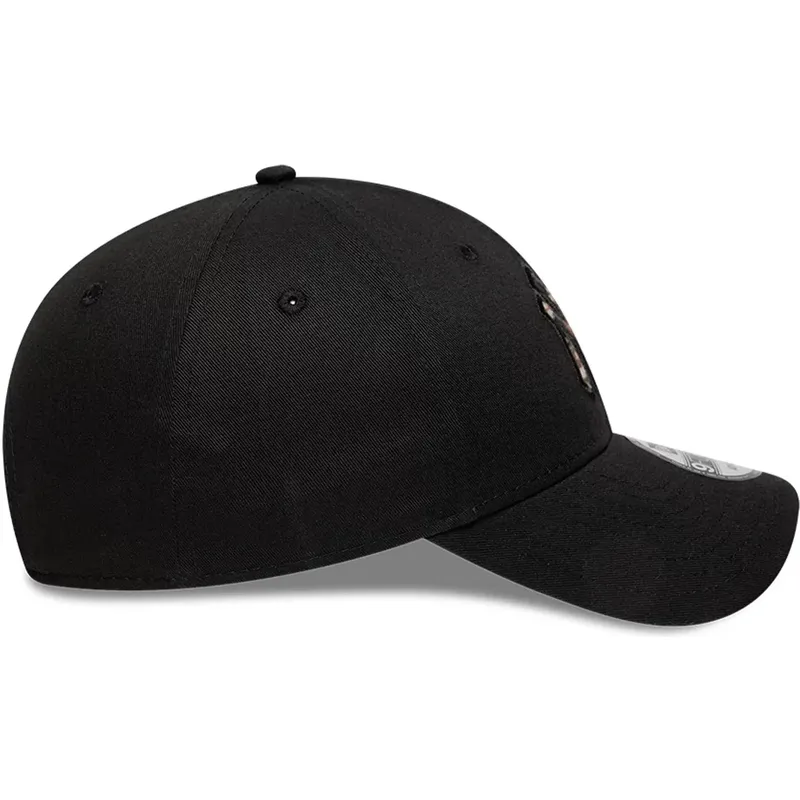 lippikset-kaareva-musta-saadettava-nauha-9forty-faux-pony-infill-new-york-yankees-mlb-new-era lippikset-kaareva-musta-saadettava-nauha-9forty-faux-pony-infill-new-york-yankees-mlb-new-era