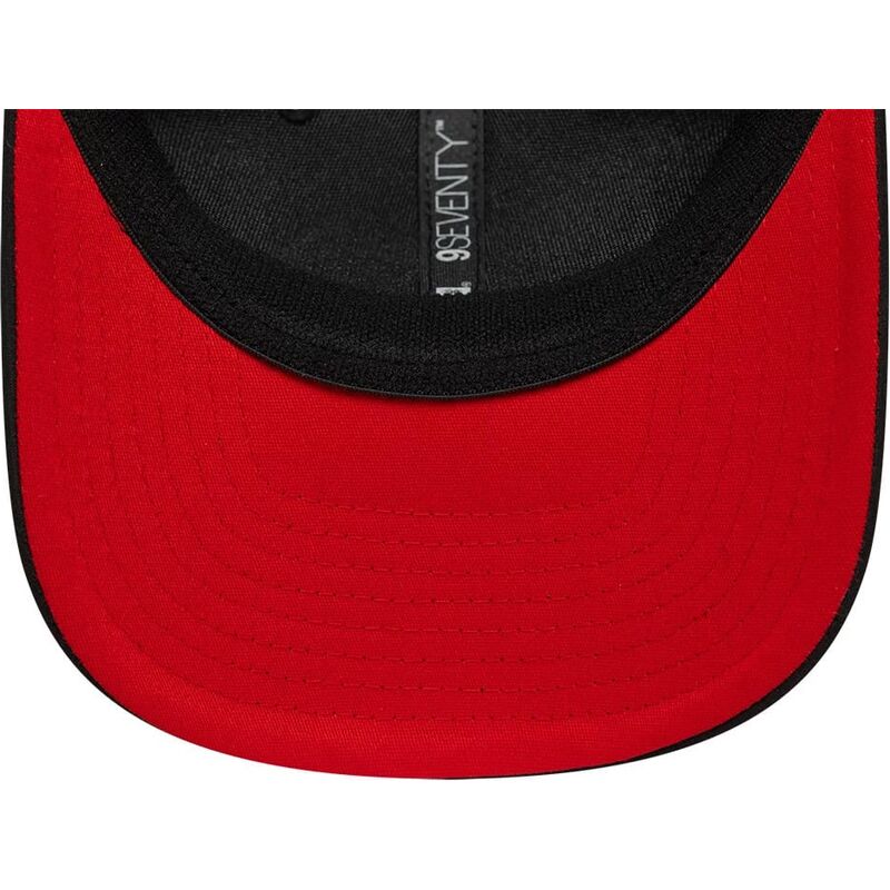 lippikset-kaareva-musta-snapback-9seventy-stretch-snap-patch-aprilia-piaggio-new-era lippikset-kaareva-musta-snapback-9seventy-stretch-snap-patch-aprilia-piaggio-new-era