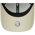 lippikset-kaareva-beige-saadettava-nauha-9forty-league-essential-new-york-yankees-mlb-new-era