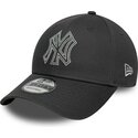 lippikset-kaareva-harmaa-saadettava-nauha-9forty-metallic-outline-new-york-yankees-mlb-new-era