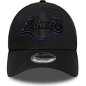 lippikset-kaareva-musta-saadettava-nauha-9forty-outline-los-angeles-lakers-nba-new-era