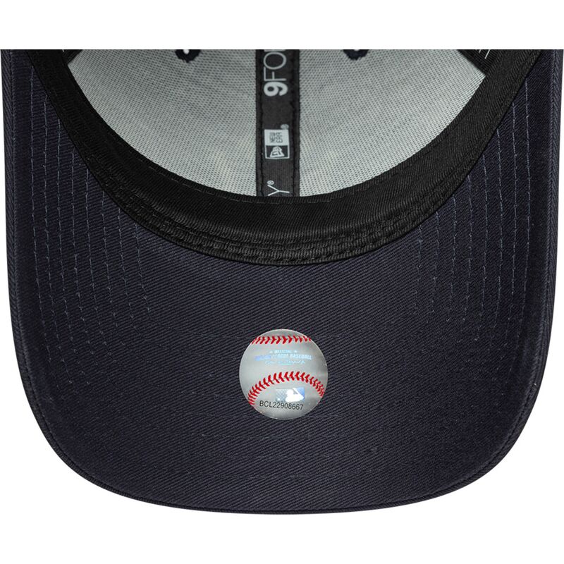 lippikset-kaareva-laivastonsininen-saadettava-nauha-9forty-outdoor-icon-new-york-yankees-mlb-new-era