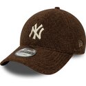 lippikset-kaareva-ruskea-snapback-9forty-winter-borg-new-york-yankees-mlb-new-era