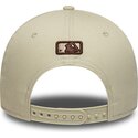 lippikset-kaareva-beige-snapback-9forty-m-crown-new-york-yankees-mlb-new-era