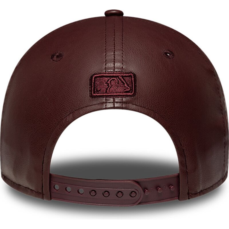lippikset-kaareva-ruskea-snapback-9forty-m-crown-pu-diamante-new-york-yankees-mlb-new-era