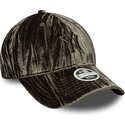 lippikset-kaareva-vihrea-saadettava-nauha-9twenty-velour-new-york-yankees-mlb-new-era