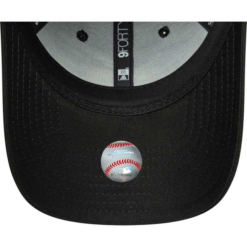 lippikset-kaareva-musta-saadettava-nauha-lapsille-9forty-fruit-icon-apple-new-york-yankees-mlb-new-era