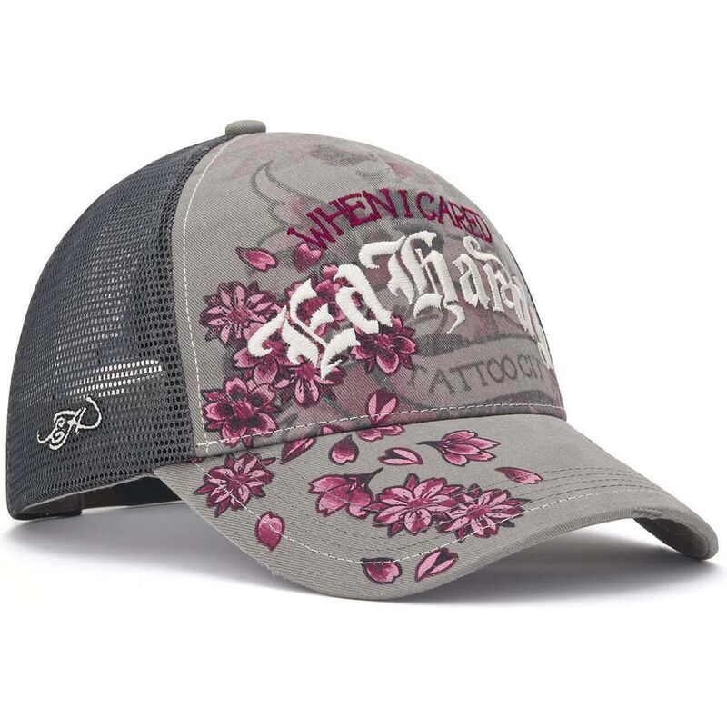 lippikset-kaareva-rekka-harmaa-snapback-floral-tattoo-city-vintage-wash-ed-hardy