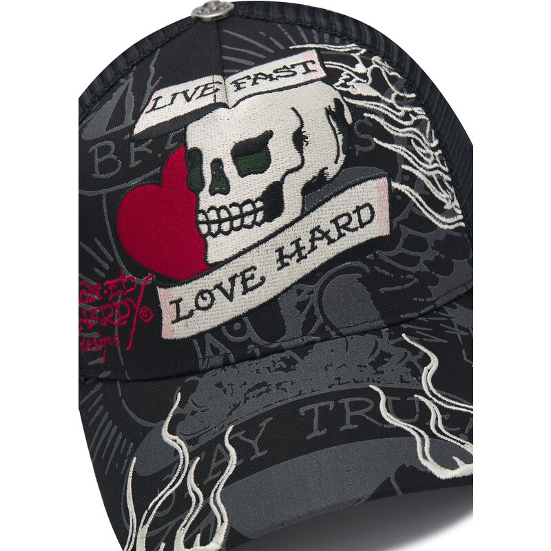 lippikset-kaareva-rekka-musta-snapback-live-fast-love-hard-ed-hardy