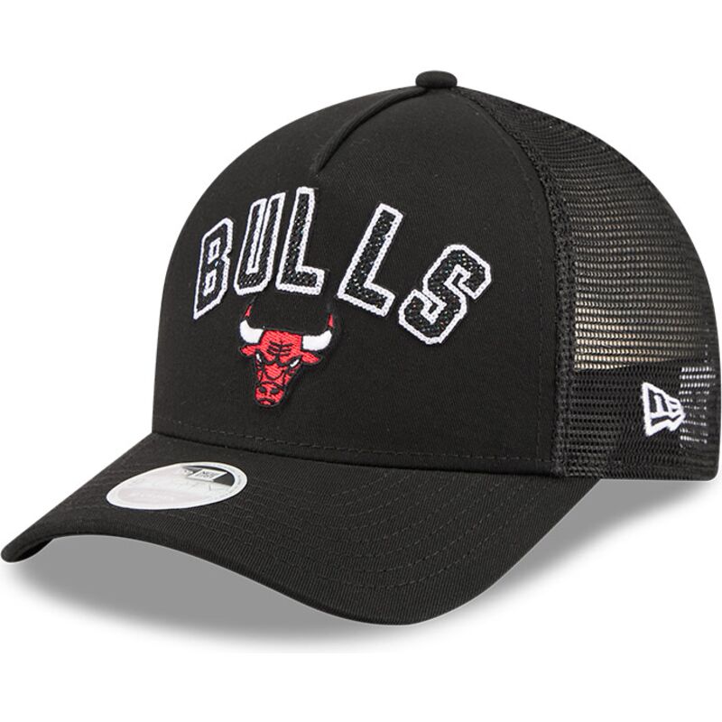 lippikset-kaareva-rekka-musta-snapback-9forty-m-crown-a-frame-pomp-chicago-bulls-nba-new-era lippikset-kaareva-rekka-musta-snapback-9forty-m-crown-a-frame-pomp-chicago-bulls-nba-new-era