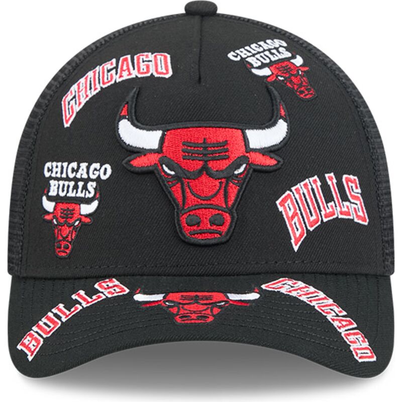 lippikset-kaareva-rekka-musta-snapback-9forty-m-crown-a-frame-all-over-chicago-bulls-nba-new-era
