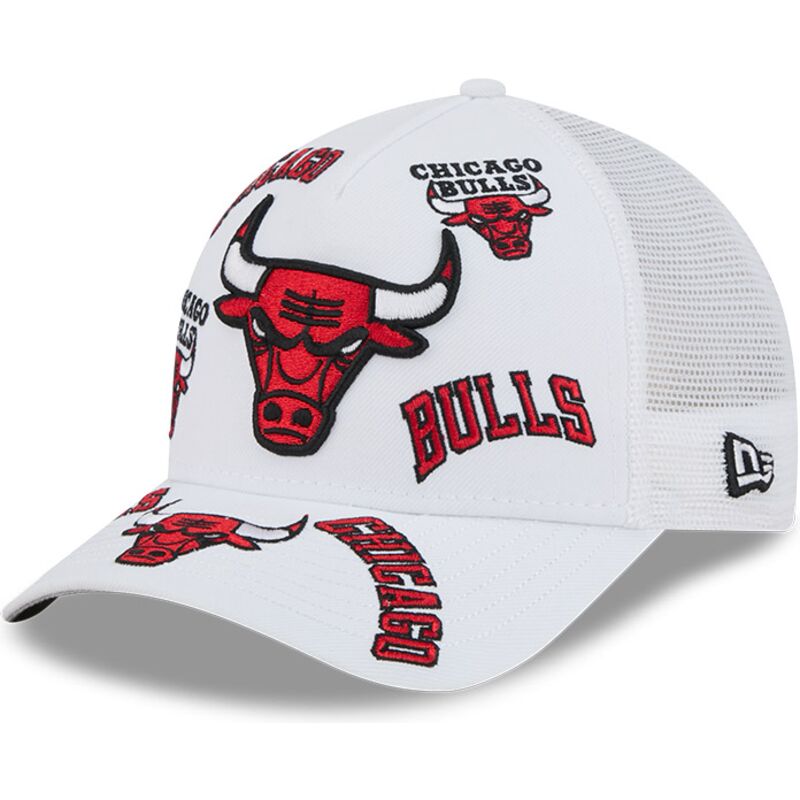 lippikset-kaareva-rekka-valkoinen-snapback-9forty-m-crown-a-frame-all-over-chicago-bulls-nba-new-era