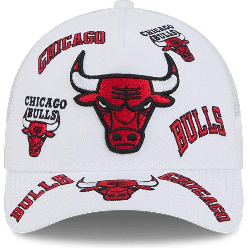 lippikset-kaareva-rekka-valkoinen-snapback-9forty-m-crown-a-frame-all-over-chicago-bulls-nba-new-era