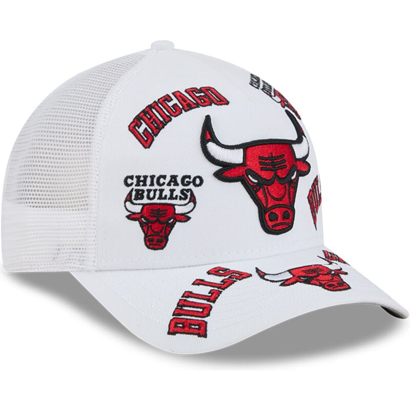 lippikset-kaareva-rekka-valkoinen-snapback-9forty-m-crown-a-frame-all-over-chicago-bulls-nba-new-era