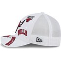 lippikset-kaareva-rekka-valkoinen-snapback-9forty-m-crown-a-frame-all-over-chicago-bulls-nba-new-era