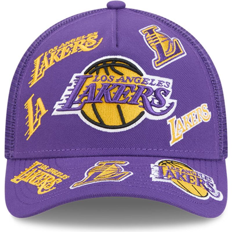 lippikset-kaareva-rekka-violetti-snapback-9forty-m-crown-a-frame-all-over-los-angeles-lakers-nba-new-era lippikset-kaareva-rekka-violetti-snapback-9forty-m-crown-a-frame-all-over-los-angeles-lakers-nba-new-era