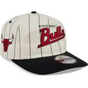 lippikset-kaareva-beige-snapback-19twenty-pinstripe-chicago-bulls-nba-new-era