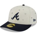 lippikset-kaareva-beige-istuva-59fifty-beads-na-lifestyle-f1-atlanta-braves-mlb-new-era
