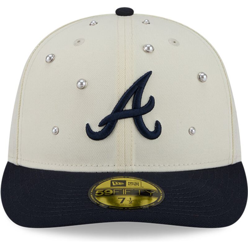 lippikset-kaareva-beige-istuva-59fifty-beads-na-lifestyle-f1-atlanta-braves-mlb-new-era