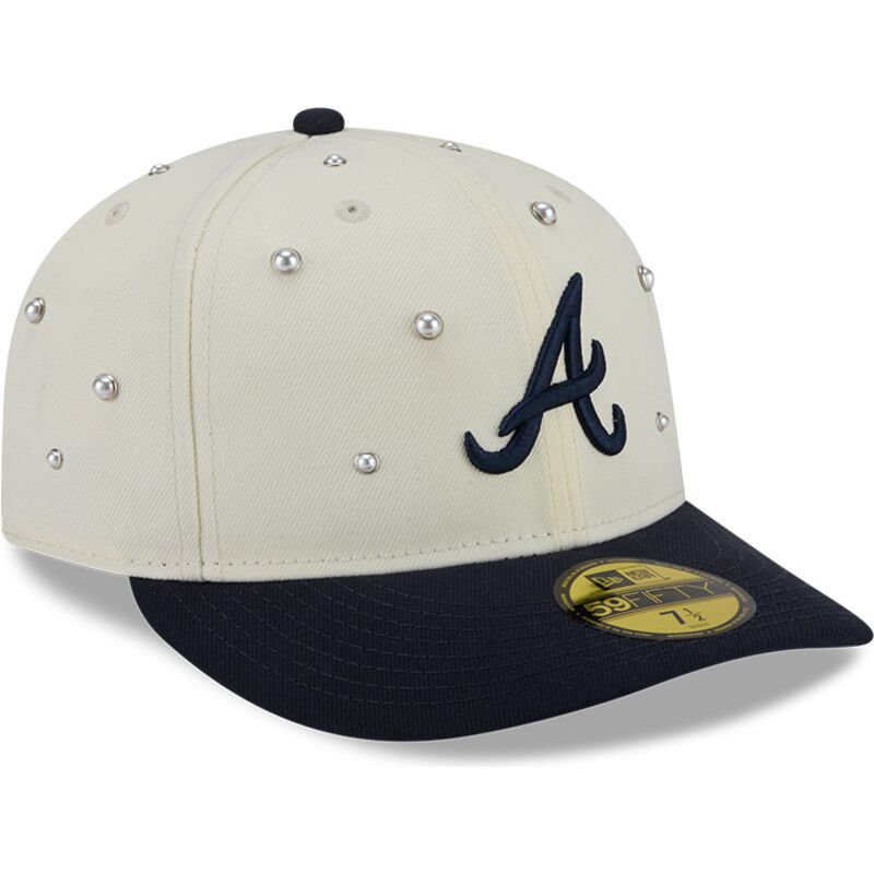 lippikset-kaareva-beige-istuva-59fifty-beads-na-lifestyle-f1-atlanta-braves-mlb-new-era