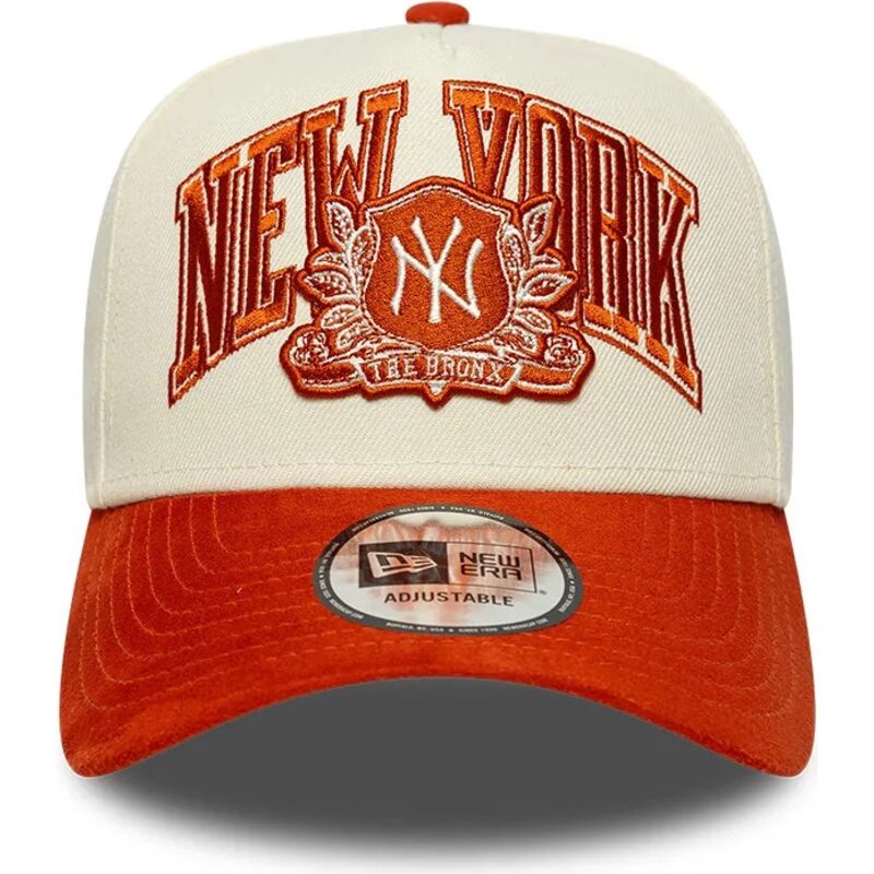 lippikset-kaareva-beige-snapback-e-frame-wordmark-suede-new-york-yankees-mlb-new-era