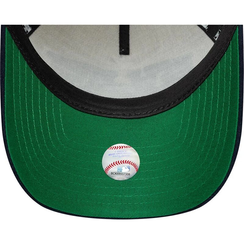 lippikset-kaareva-beige-snapback-e-frame-wordmark-suede-new-york-yankees-mlb-new-era lippikset-kaareva-beige-snapback-e-frame-wordmark-suede-new-york-yankees-mlb-new-era