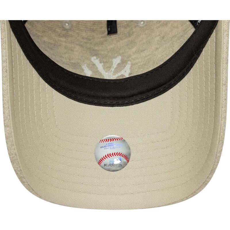 lippikset-kaareva-beige-saadettava-nauha-9twenty-a-frame-melton-luxe-new-york-yankees-mlb-new-era lippikset-kaareva-beige-saadettava-nauha-9twenty-a-frame-melton-luxe-new-york-yankees-mlb-new-era